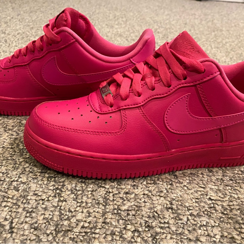 Nike Bold Pink Athletic Shoes